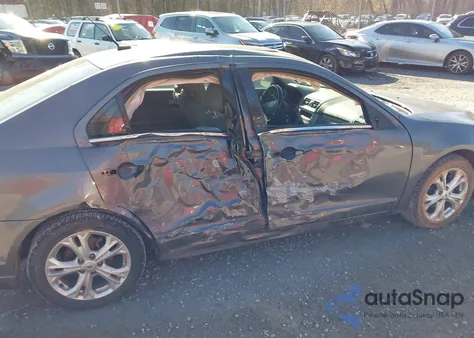 2012 Ford Fusion Se z USA, uszkodzony, nr VIN 3FAHP0HA1CR408805